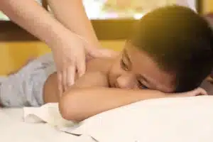massage enfant apaisant